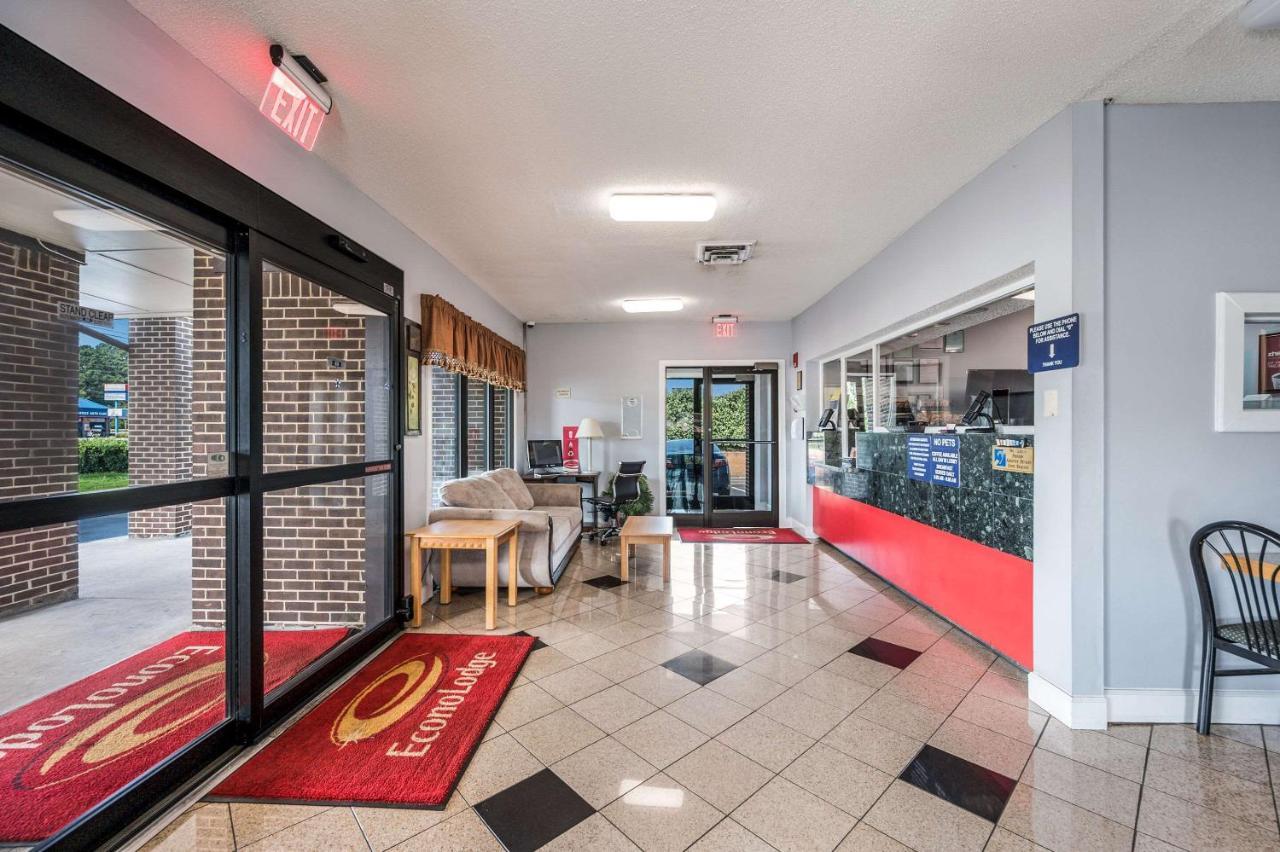 Econo Lodge Inn & Suites University Huntsville Ngoại thất bức ảnh