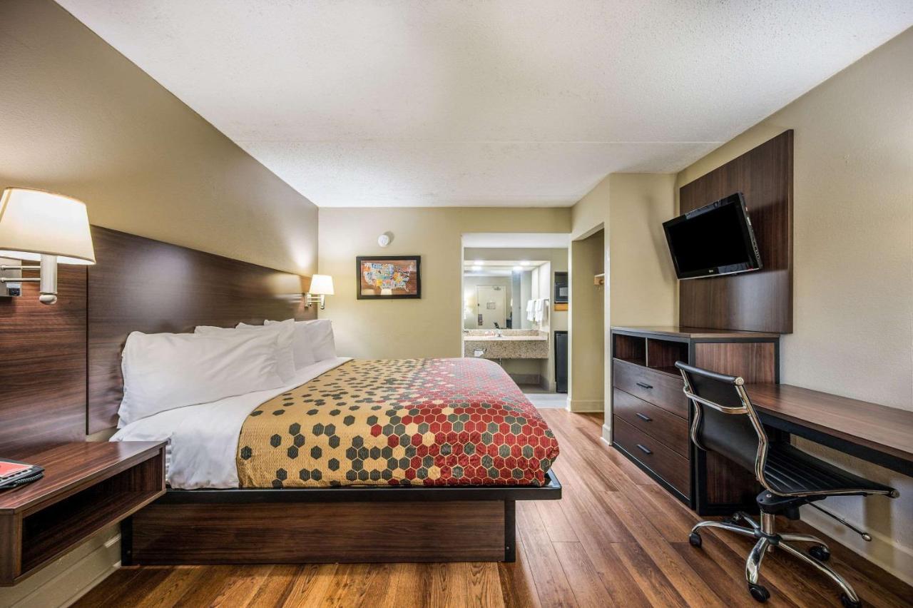 Econo Lodge Inn & Suites University Huntsville Ngoại thất bức ảnh